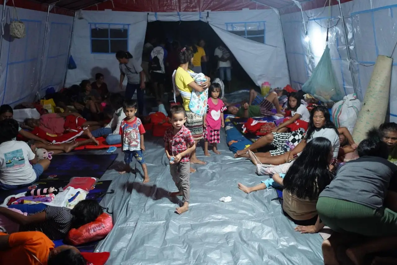 Gunungapi Ibu Kembali Erupsi, Warga di Tujuh Desa Dievakuasi